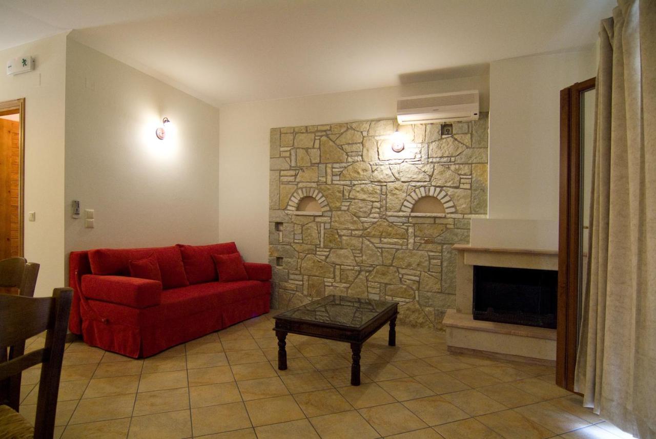 Dalouda Apartment Parga Exterior photo
